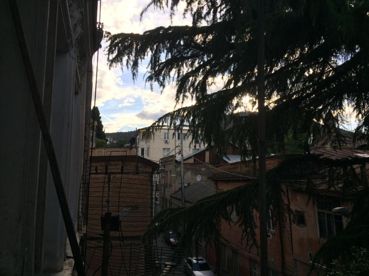 Apartment Ekako Tbilisi Bagian luar foto