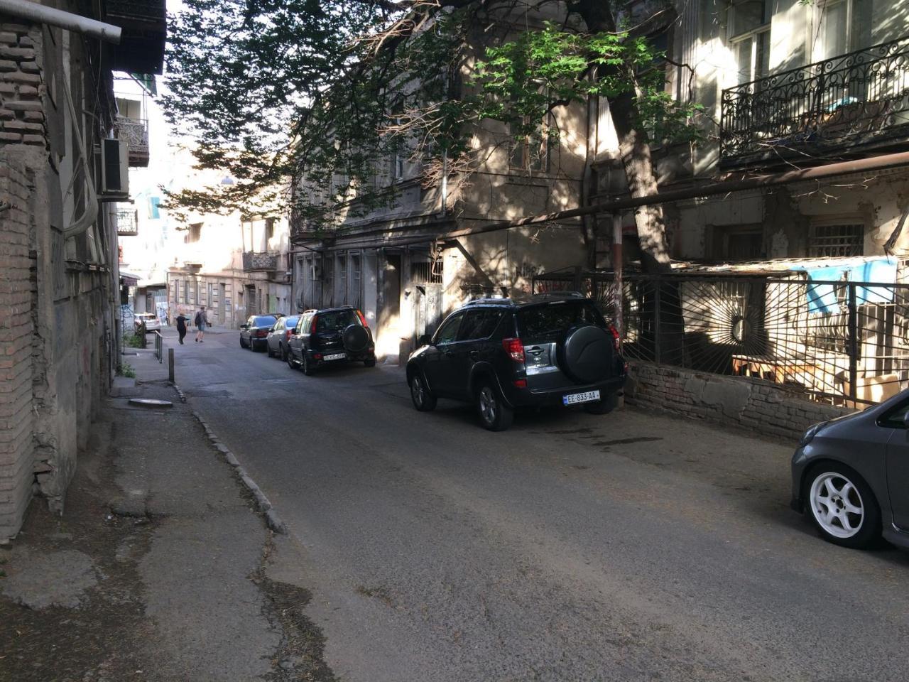 Apartment Ekako Tbilisi Bagian luar foto