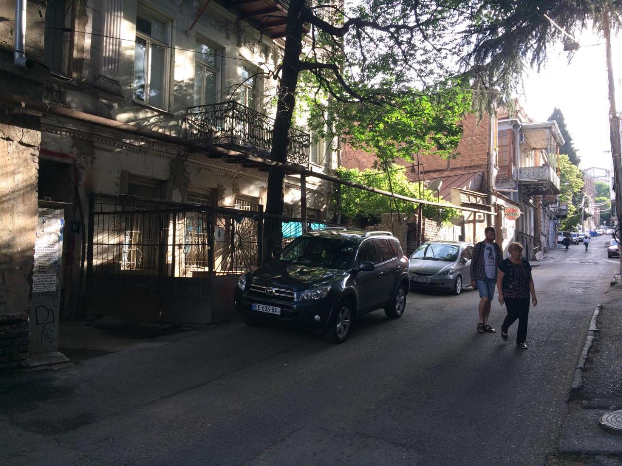 Apartment Ekako Tbilisi Bagian luar foto